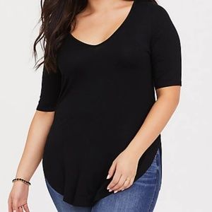 Torrid black super soft favorite tunic tee size 4
